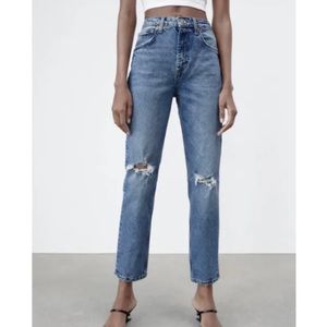 Zara tapered distressed jeans size 6 high rise